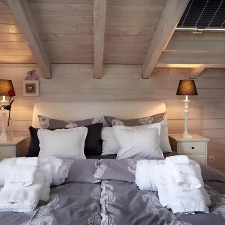 Nest Holiday home *